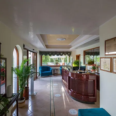 Hotel Park Maria 3*
