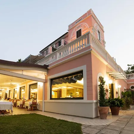 Park Maria Hotell 3*