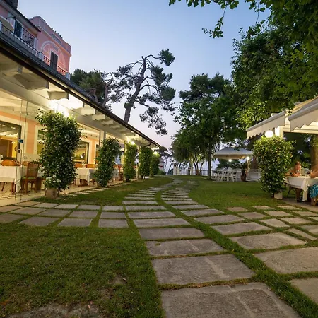 Hotel Park Maria San Menaio