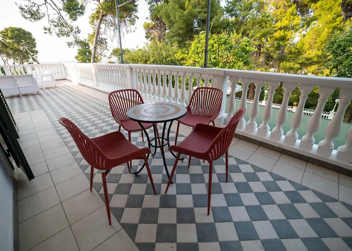 Hotel Park Maria San Menaio